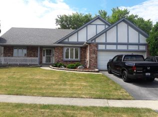 3057 W Matthew Ln, Chicago, IL 60430