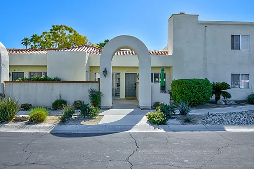 43754 Avenue Alicante Photo 1