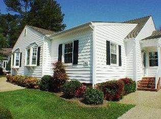 709 Fort Hayes Ct, Petersburg, VA 23805