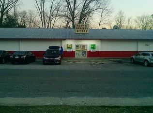 288 SE Broad St, Lyons, GA 30436