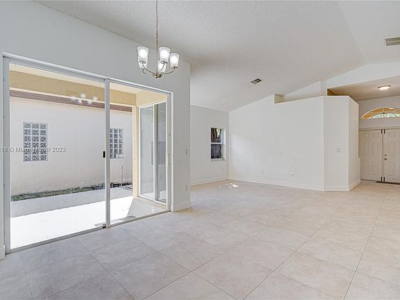 3rd image of 5115 NW 113th Ct