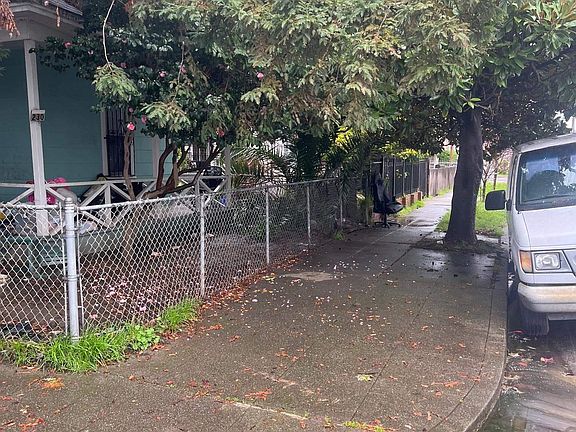 4th image of 230 Nevin Ave