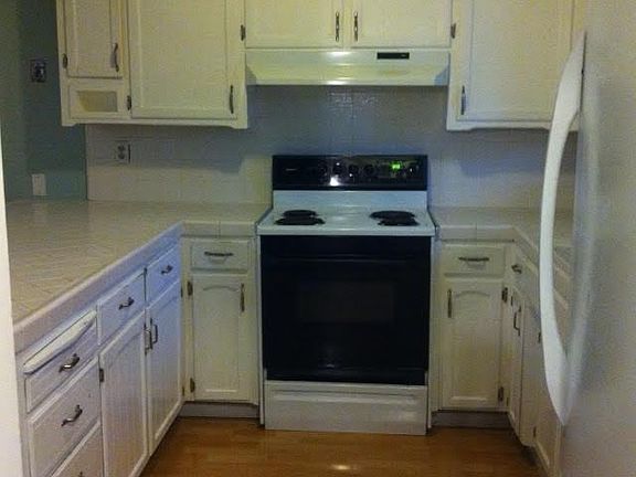 2nd image of 555 E Magnolia Ave