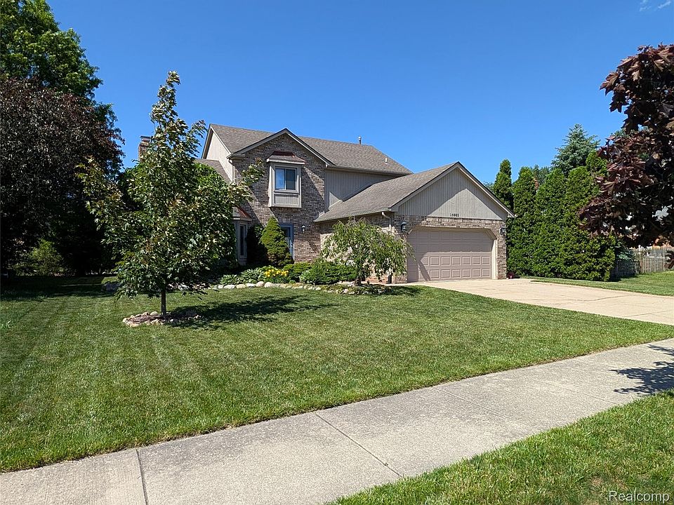 1st image of 16883 Kenneth Dr