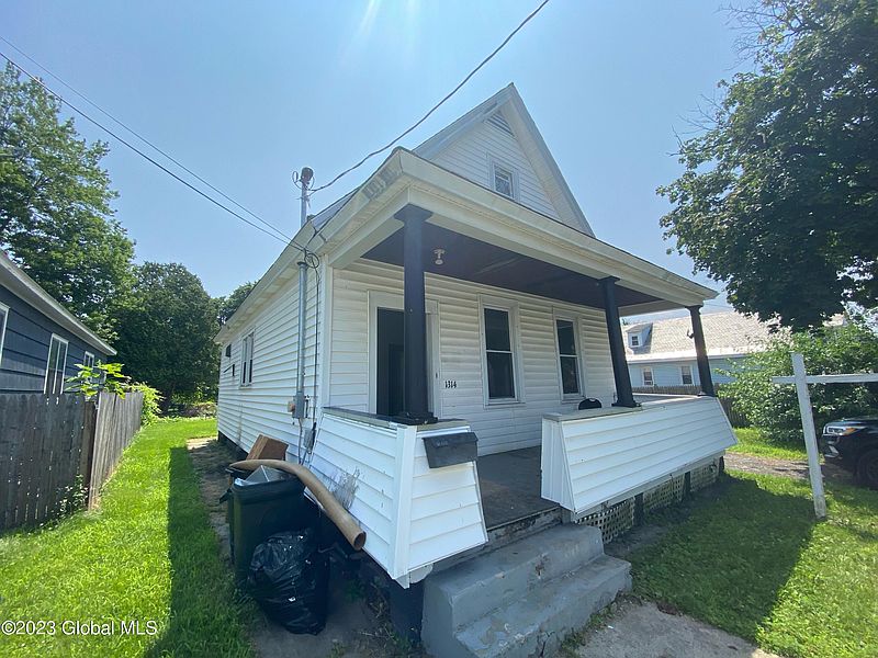 2nd image of 1314 5th Avenue