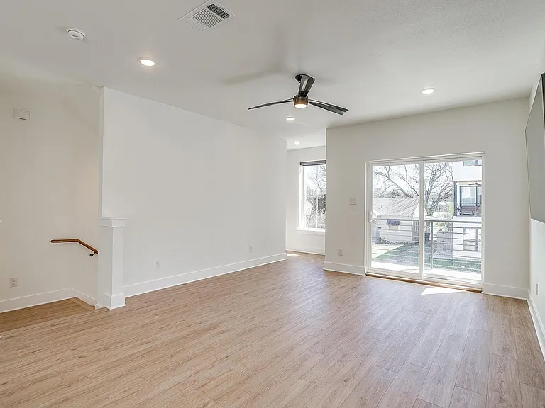 2333 Benbrook Blvd — Photo 14