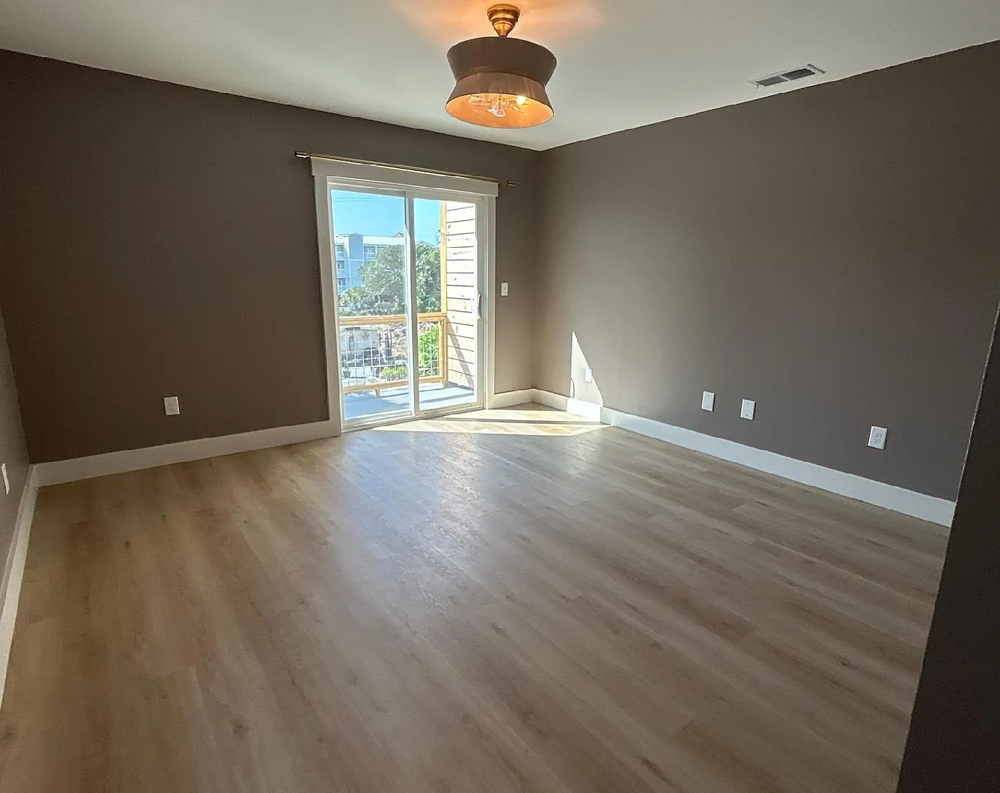 1 bed, $2,700 — Photo 4