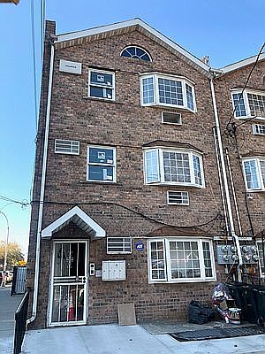 1st image of 584 New York Ave APT 2