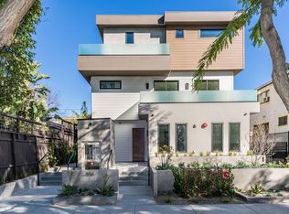 556 N Flores St, West Hollywood, CA 90048