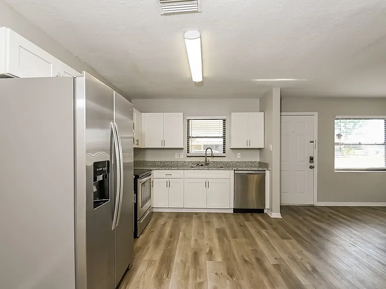 1827 Rotary Dr — Photo 7
