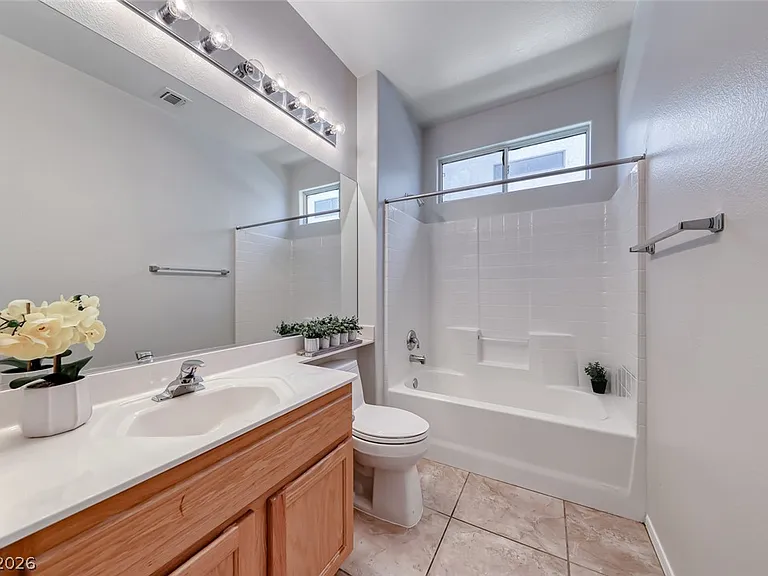 2343 Schaeffer Hills Dr — Photo 31