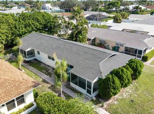 681/683 95th Ave N, Naples, FL 34108