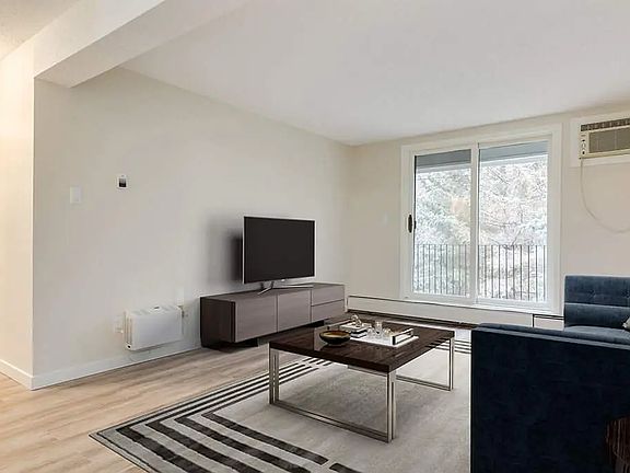 5th image of 35 Wood Lily Dr #202D