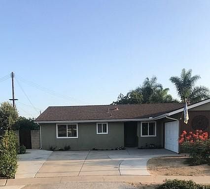 2nd image of 1030 Lawanda Pl