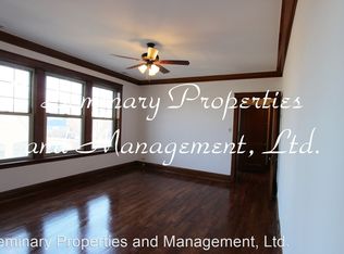 2125 W Irving Park Rd APT 2F, Chicago, IL 60618