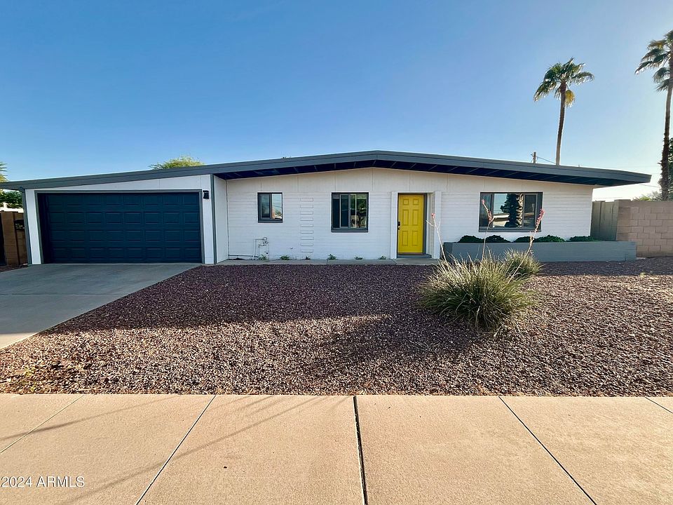 1st image of 3815 E SHAW BUTTE Drive