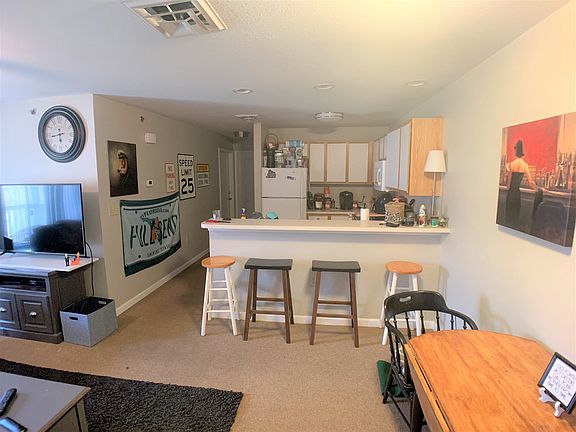 3rd image of 520 Davis Mills Dr APT 203