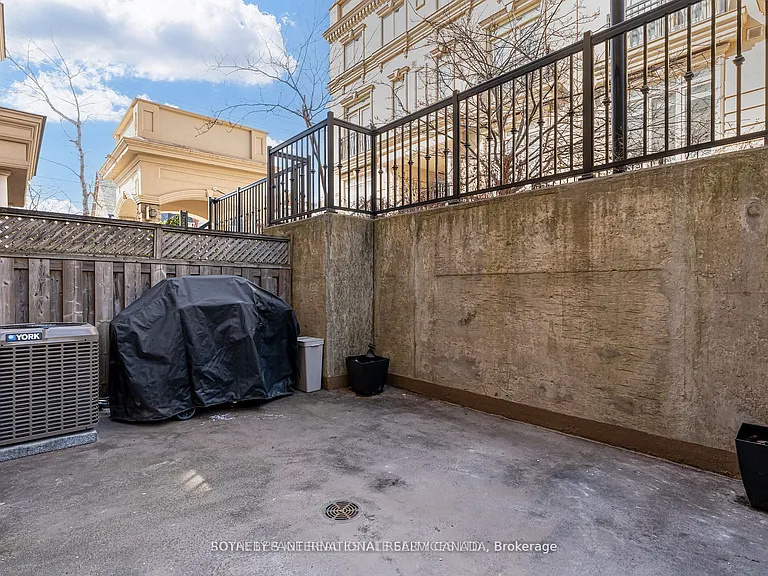 80 Carr St #Townhouse 31 — Photo 21