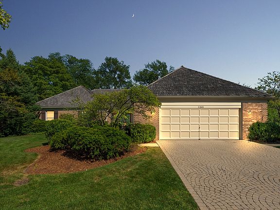 2nd image of 2345 Iroquois Dr