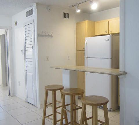 3rd image of 1525 NW 19th Ter APT 2