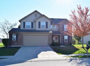 3901 Crest Point Dr, Westfield, IN