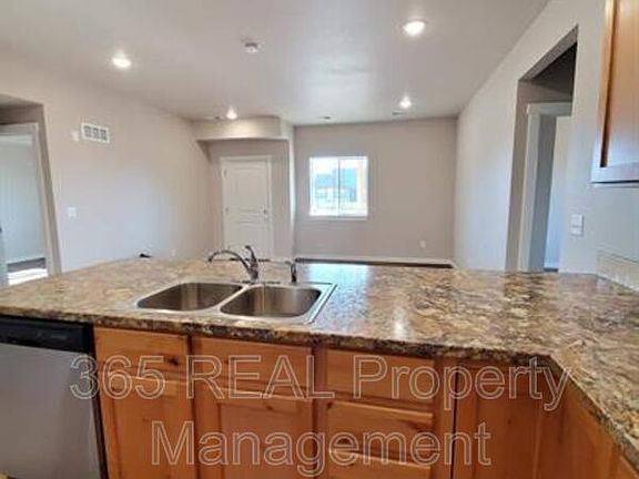 4th image of 1729 Westward Cir Unit 4