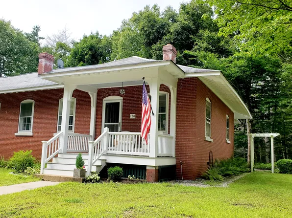 128 Diamond Avenue, Portland, ME 04109