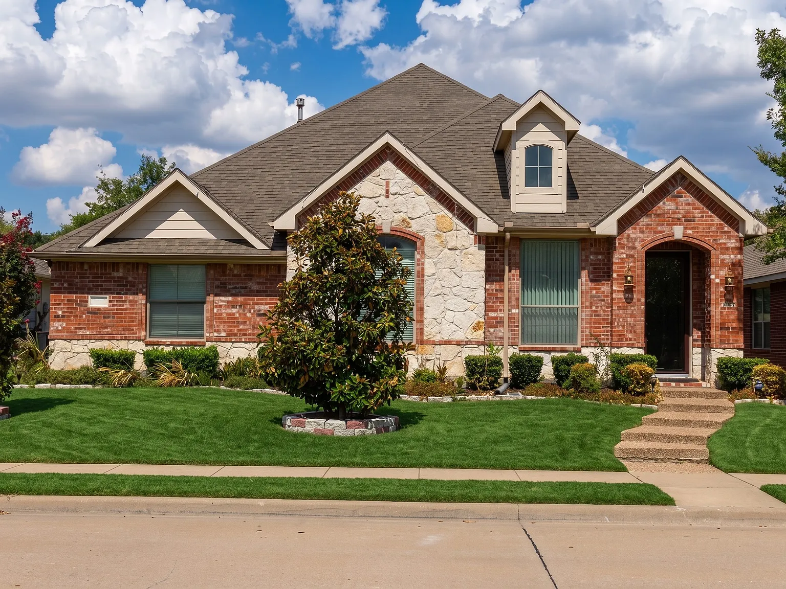 5 bed, 2754 sqft, $2,995 — Photo 1