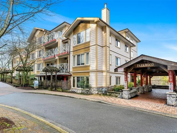 364 Goldstream Ave #405, Colwood, BC V9B 2W3
