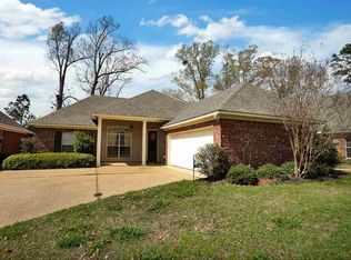 212 Avery Ct, Brandon, MS 39047