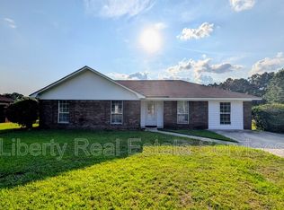 1801 Dunlevie Rd, Allenhurst, GA 31301