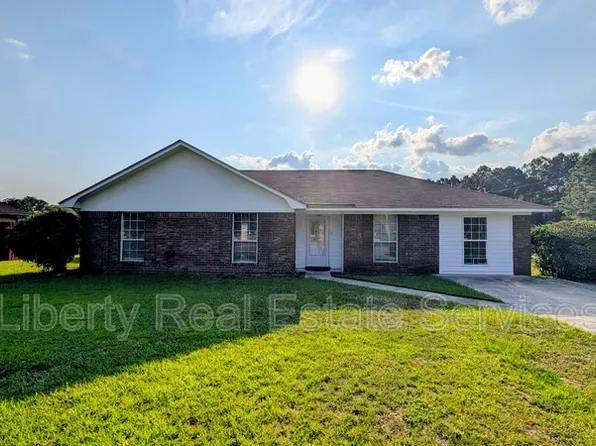 1801 Dunlevie Rd, Allenhurst, GA 31301