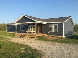 6425 Short Cut Rd, Cottrellville, MI 48039