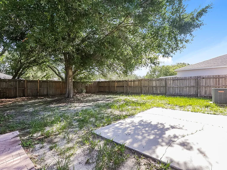 1022 Harvest Moon Dr — Photo 16