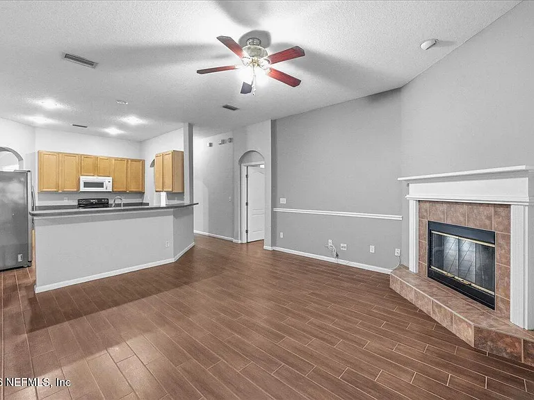 8871 Canopy Oaks Dr — Photo 45
