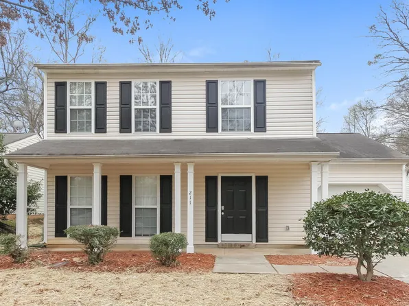 211 Winding Canyon Dr, Charlotte, NC 28214
