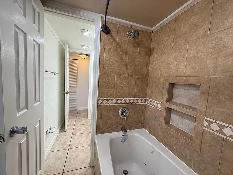 633 S Palmetto Ave #301 — Photo 14