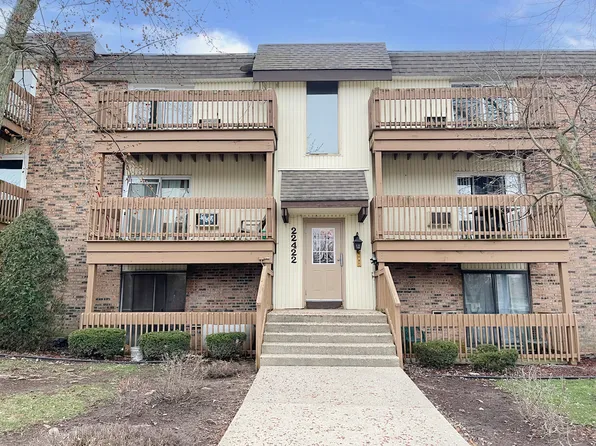 22422 York Ct APT 2E, Richton Park, IL 60471