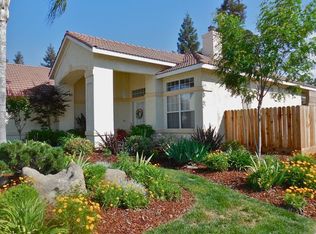 5499 W Bluff Ave, Fresno, CA 93722