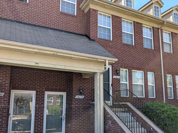 23225 Grayson Dr, Southfield, MI 48075