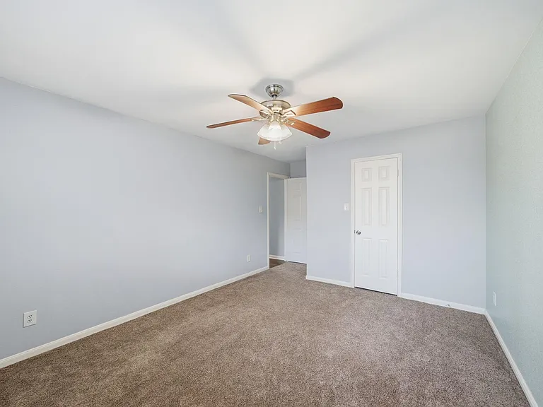 2502 Hollow Hook Rd — Photo 29