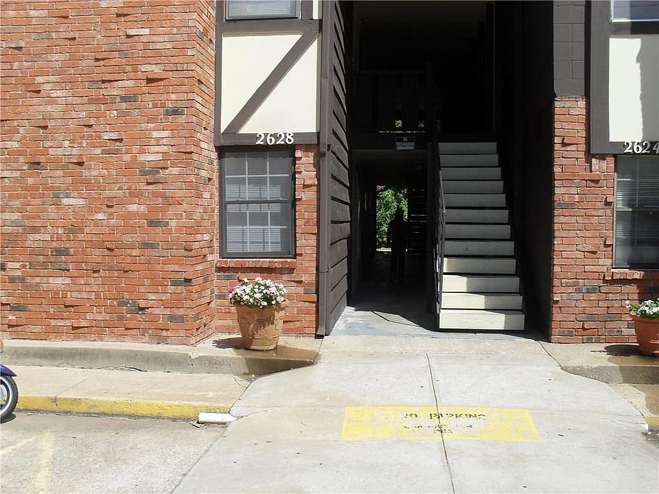 1st image of 2628 N Ann Arbor Ave APT 104