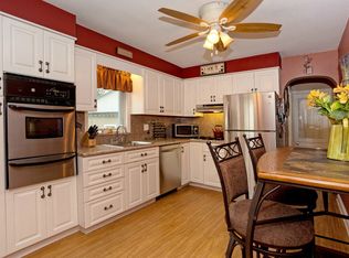 71 Meade Ave, Bethpage, NY 11714