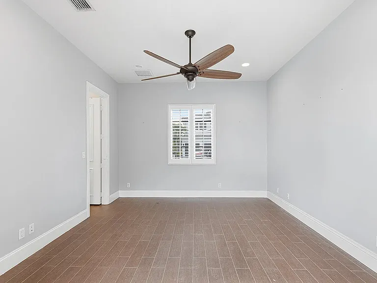 17550 Circle Pond Ct — Photo 37