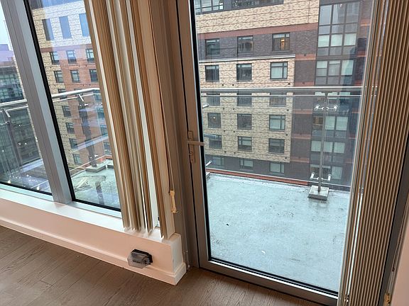 5th image of 133-27 39th Ave #8H