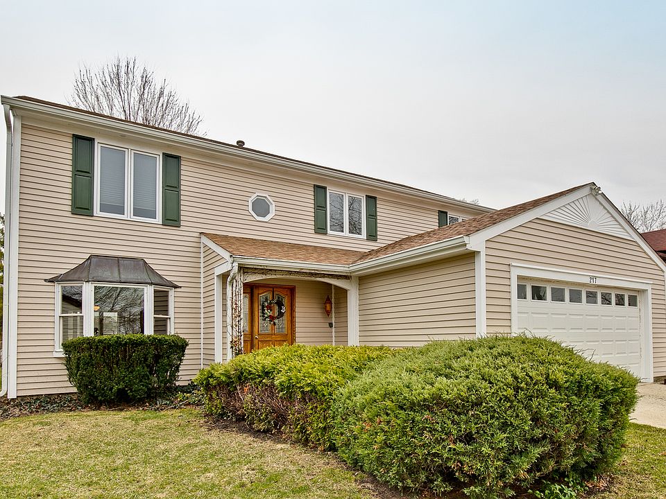 1st image of 217 Amber Ln