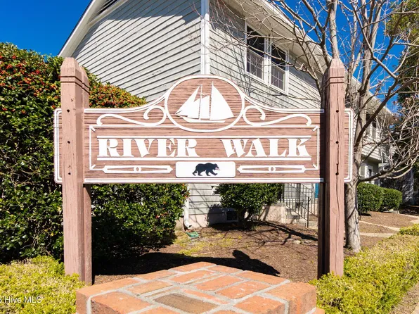 330 River Walk, New Bern, NC 28560