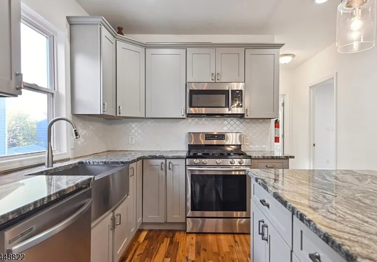 43 Howe Ave #2 — Photo 10