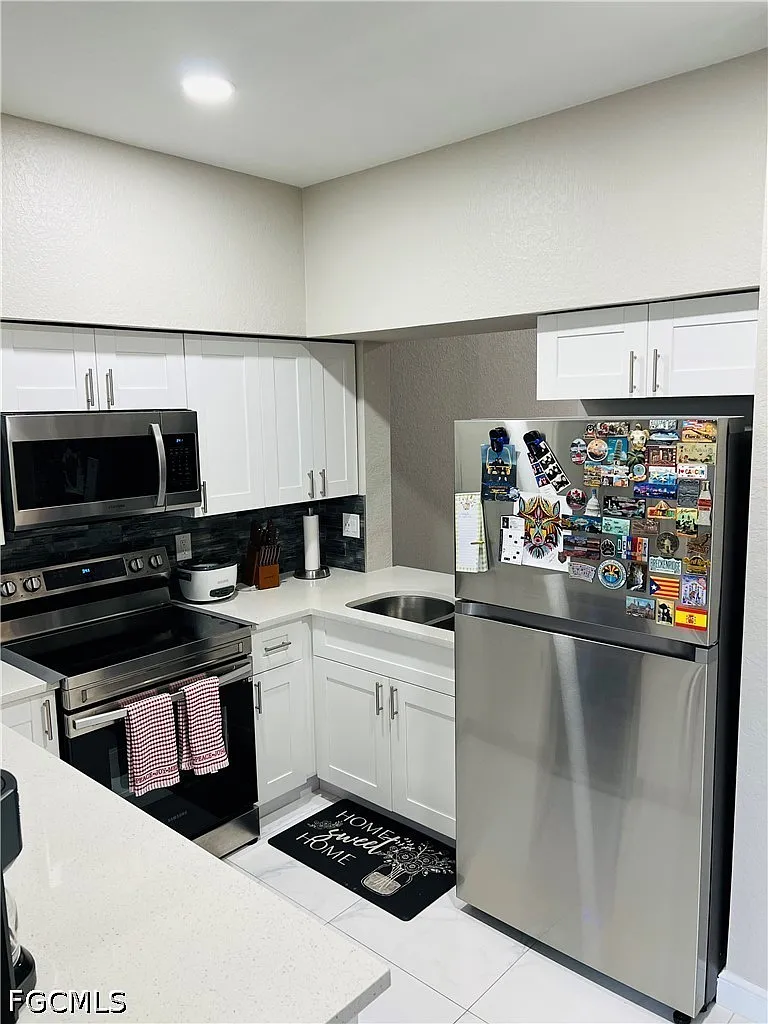 8312 Bernwood Cove Loop — Photo 4