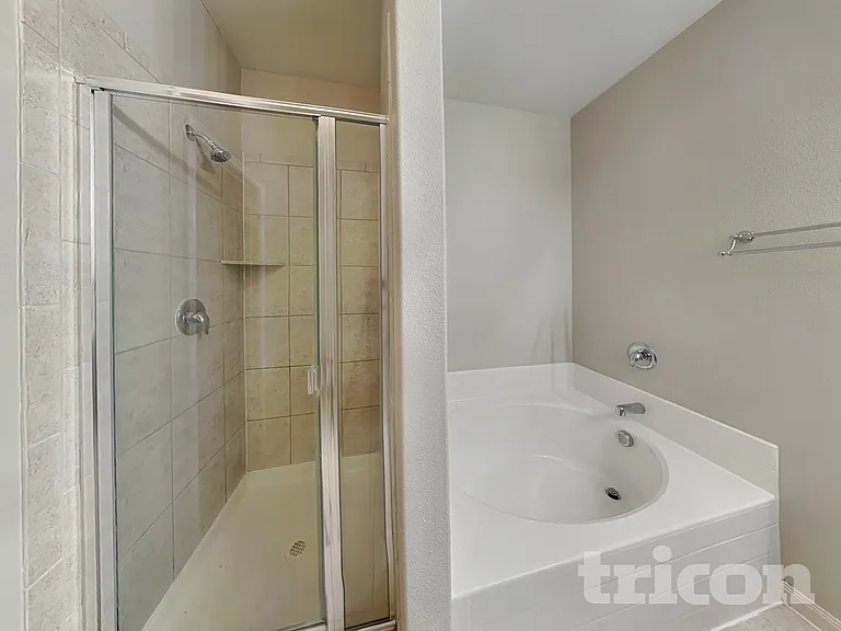135 Houston Pl — Photo 11